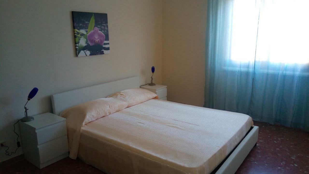 Lovelybed Aprilia Exterior photo